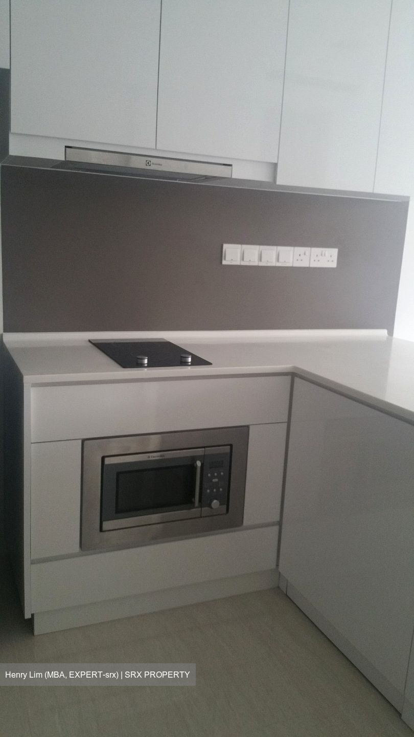Sky Vue (D20), Condominium #612760641